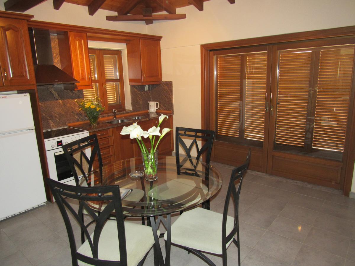 Kyrimi Apartment *